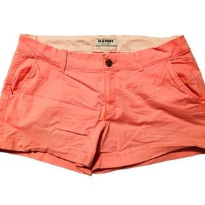 Old Navy pink khaki shorts size 8